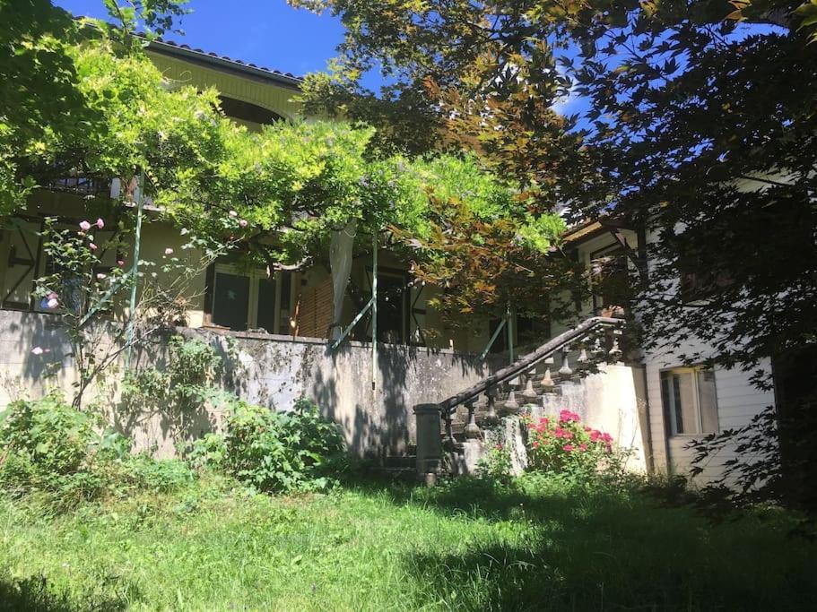 Villa Lerable Pourpre De La Grotte Au Lion à Arbon Extérieur photo