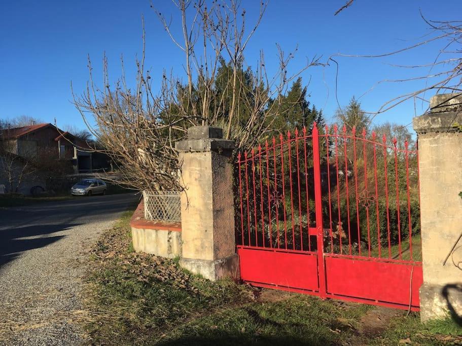 Villa Lerable Pourpre De La Grotte Au Lion à Arbon Extérieur photo